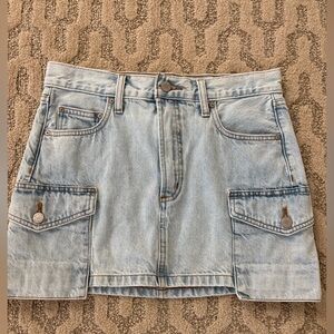 Denim Forum Size 25 Denim Cargo Mini Skirt